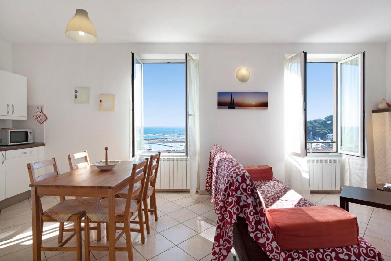 Trilocale In Villa Vista Mare Apt 3 바라체 외부 사진